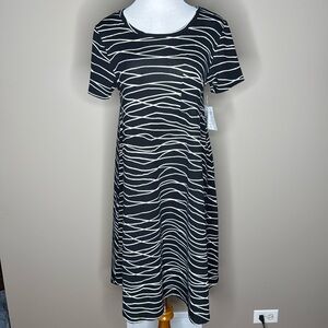 LuLaRoe Carly hi-low swing dress black and white striped with front pocket small